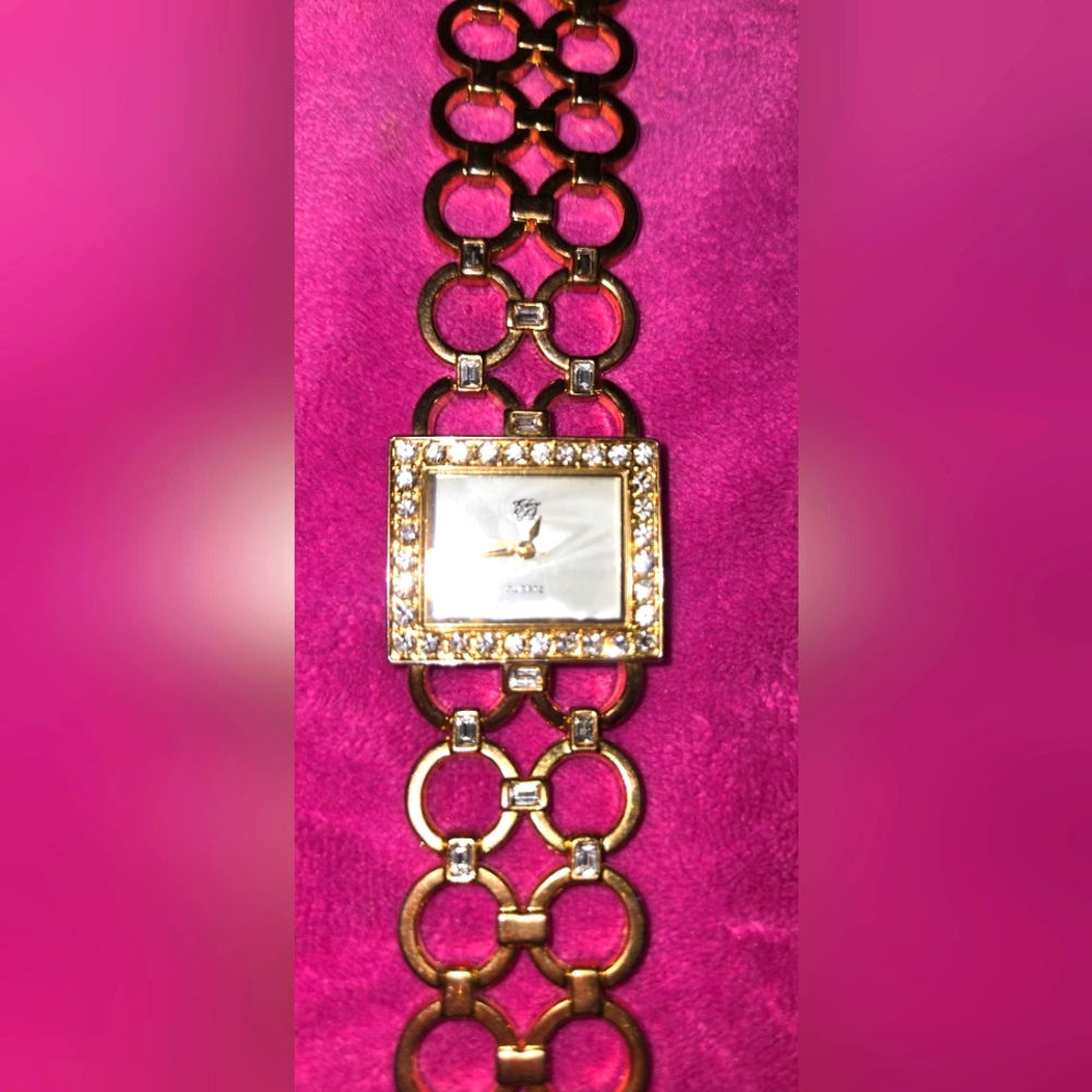 Elizabeth Taylor Elegant Gold Women's Watch